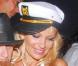 Pamela Anderson : sexy en diable pour son mariage éclair, elle portait un simple bikini et une casquette so fashion !