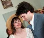 Samuel Benchetrit et Marie Trintignant lors de leur mariage en 1997