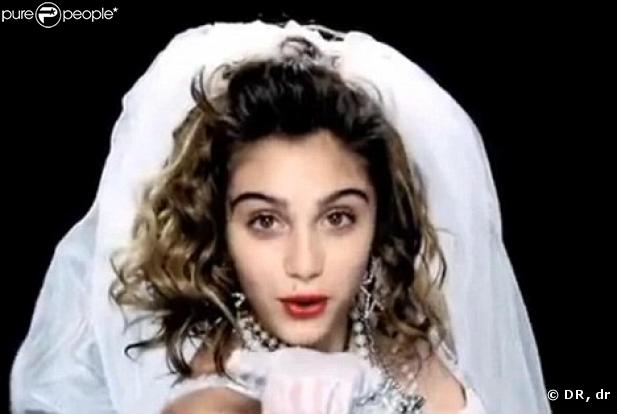 Lourdes Leon qui ressemble énormément à sa mère, a récemment participé à un remake de  Like A Virgin , l'indécent hit de Madonna, datant de 1984. Saisissant !