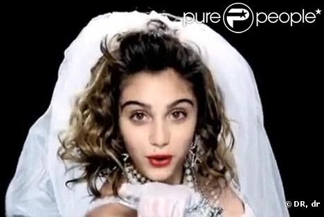 Lourdes Leon qui ressemble énormément à sa mère, a récemment participé à un remake de  Like A Virgin , l'indécent hit de Madonna, datant de 1984. Saisissant ! 