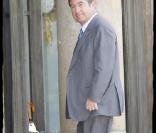 Martin Bouygues a assisté au sacre de Line Renaud en tant que Grand Officier de l'Ordre National du Mérite, le 30 juin 2009