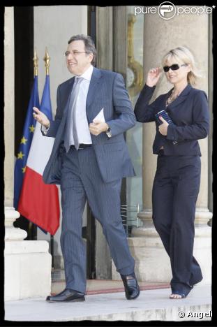 Monsieur TF1, Nonce Paolini et femme Catherine ont bloqué la date du 30 juin pour Line Renaud ! 