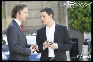 Stéphane Bern et Marc-Olivier Fogiel ont assisté au sacre de Line Renaud en tant que Grand Officier de l'Ordre National du Mérite, le 30 juin 2009