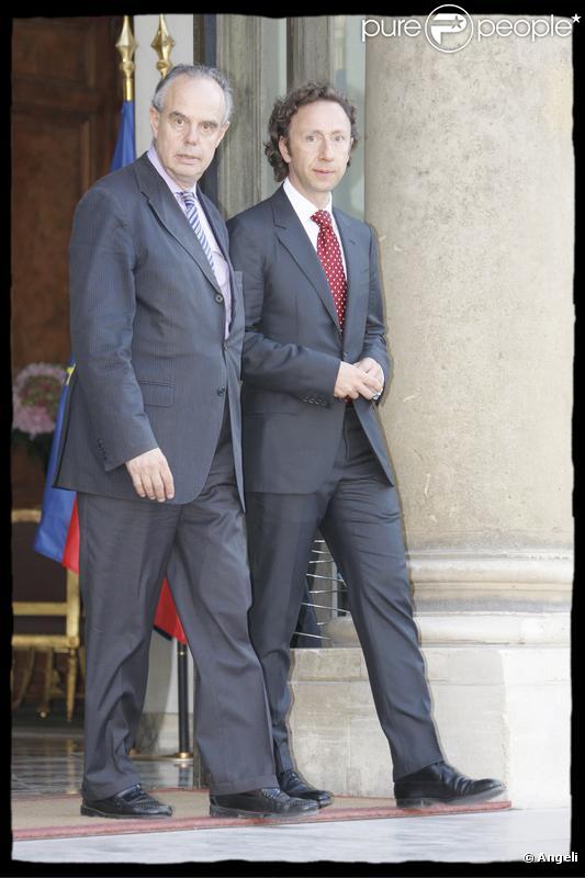 Frédéric Mitterand et Stéphane Bern ont assisté au sacre de Line Renaud en tant que Grand Officier de l'Ordre National du Mérite, le 30 juin 2009