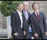 Marc-Olivier Fogiel, Frédéric Mitterrand et Stéphane Bern ont assisté au sacre de Line Renaud en tant que Grand Officier de l'Ordre National du Mérite, le 30 juin 2009