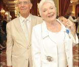 Michel Boucau a assisté au sacre de Line Renaud en tant que Grand Officier à l'Ordre National du Mérite, au Palais de l'Elysée, mardi 30 juin 2009