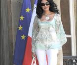 Yamina Benguigui a assisté au sacre de Line Renaud en tant que Grand Officier à l'Ordre National du Mérite, au Palais de l'Elysée, mardi 30 juin 2009