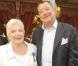 Line Renaud et Jean-Claude Camus lors du sacre de cette grande artiste en tant que Grand Officier à l"Ordre National du Mérite, au Palais de l"Elysée, mardi 30 juin 2009