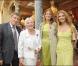 Line Renaud, entourée du professeur Beaulieu, d"Armelle de Rothschild (faite Chevalier de la Légion d"honneur) et de Cyrielle Clair, au Palais de l"Elysée, mardi 30 juin 2009
