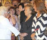 Line Renaud remercie son amie Bernadette Chirac d'être présente en ce jour.  