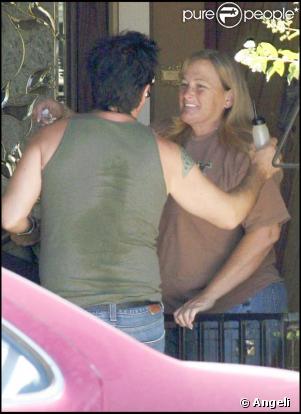 Debbie Rowe peut compter sur le soutien de ses proches 
