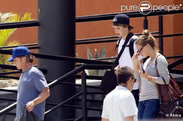 Sean Penn et ses enfants en vacances au Mexique