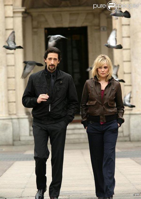 Adrien Brody et Emamnuelle Seigner dans 