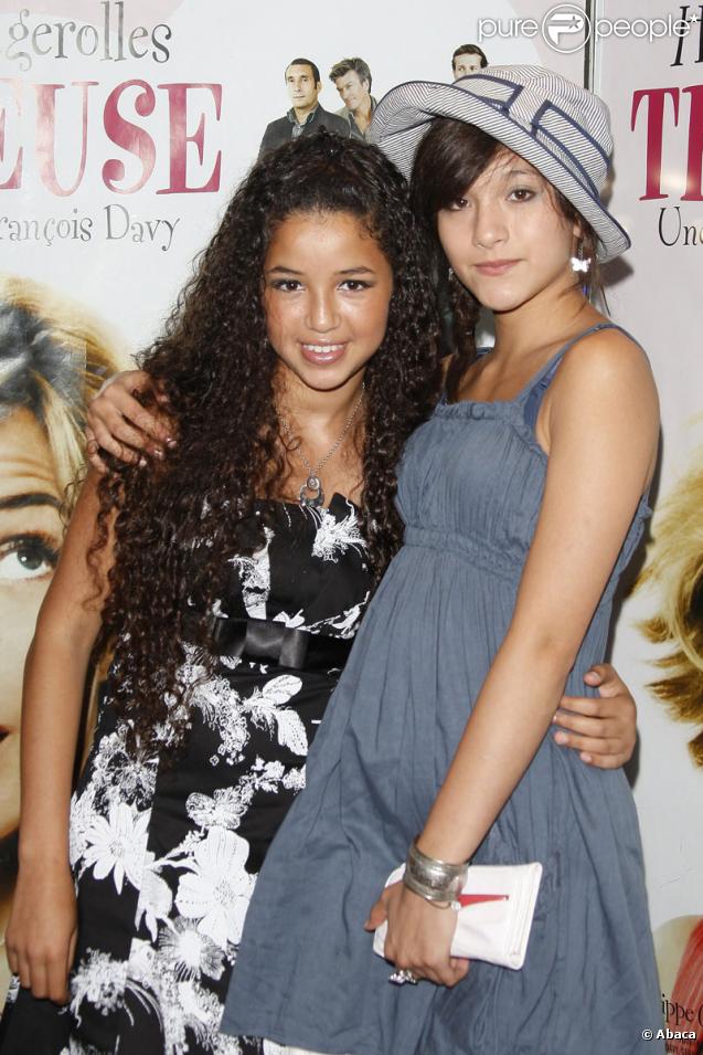 Malika Alaoui et Mélanie Tran lors de la première de Tricheuse à l'Ugc des Halles à Paris le 13 juillet 2009