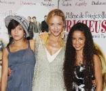 Mélanie Tran, Hélène de Fougerolles et Malika Alaoui lors de la première de Tricheuse à l'Ugc des Halles à Paris le 13 juillet 2009