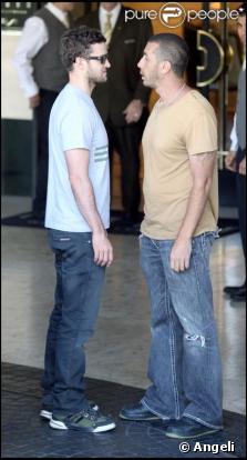 Justin Timberlake au cours d'une altercation avec un photographe le 14 juillet 2009 à Hollywood