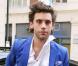 Mika arrive aux studios de Radio 1 à Londres, le 20 juillet 2009, jour du lancement de son single We are golden
