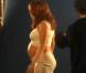 Angie Everhart sur le tournage d"une publicité pour les crèmes anti-vergétures Palmer