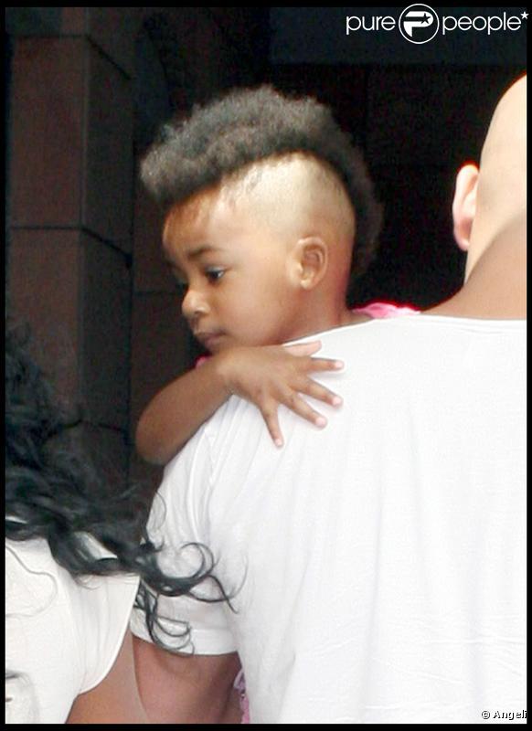 Angel Iris la fille de Mel B à Beverly Hills le 22 juillet 2009