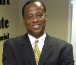 Le Dr. Conrad Murray