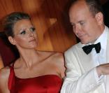 Charlene Wittstock et le Prince Albert très complices au 61e gala de la Croix Rouge à Monaco vendredi 31 juillet