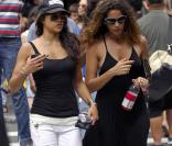 Michelle Rodriguez se promène avec une amie dans le quartier de Soho à New-York le 31 juillet 2009