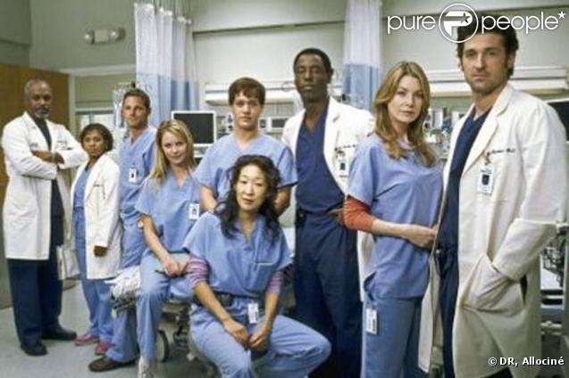  Grey's Anatomy  est l'hôpital des coeur brisés. Meredith Grey (Ellen Pompeo) et ses amis médecins vivent des aventures palpitantes.  