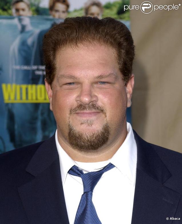  Souvenez vous, Abraham Benrubi est le terrifiant Koobiac de Parker Lewis. Dans  Urgences  il est le réceptionniste, Jerry Markovic. 
 &nbsp; 