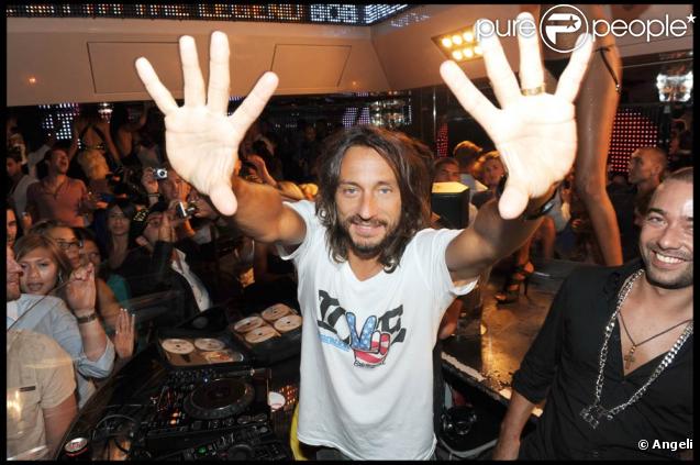 Bob Sinclar au VIP Room de Saint-Tropez le 3 août 2009