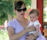 Jennifer Garner et ses filles Violet et Seraphina passent du bon temps au marché de la ferme, à Los Angeles