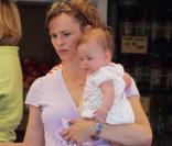 Jennifer Garner et ses filles Violet et Seraphina passent du bon temps au marché de la ferme, à Los Angeles