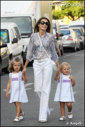 Letizia d'Espagne et ses filles à Palma de Majorque, le 7 août 2009