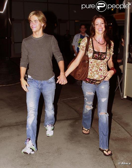 derek hough shannon elizabeth