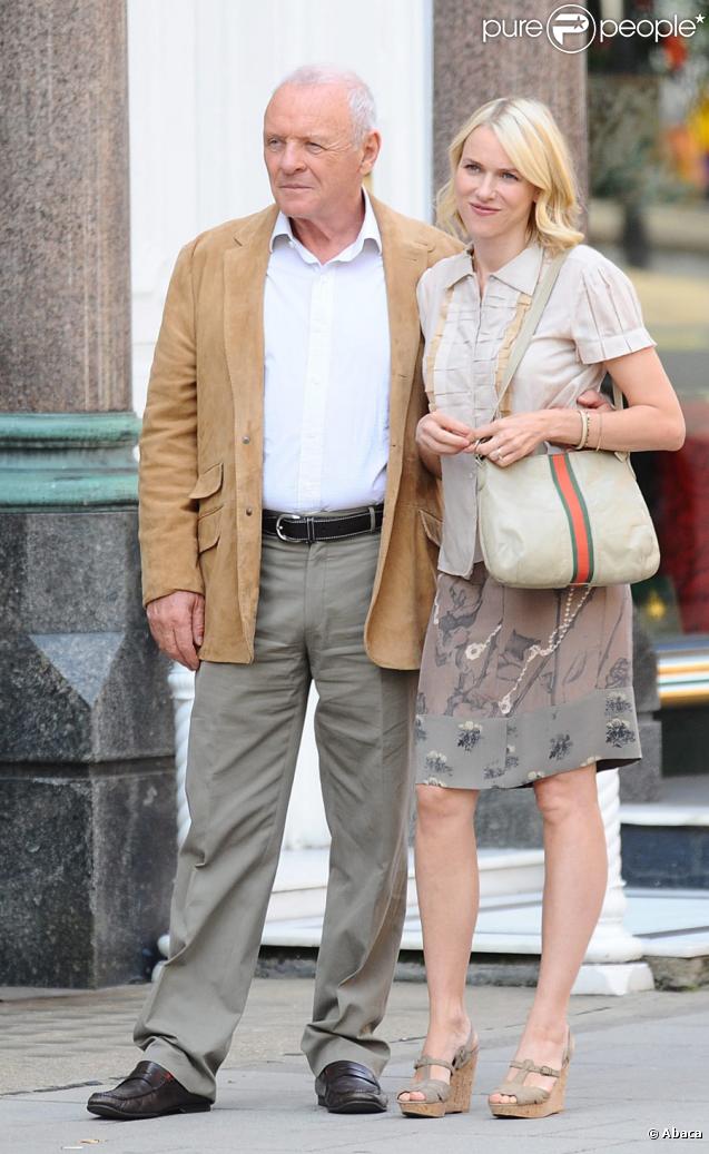 Anthony Hopkins et Naomi Watts sur le tournage à Londres du nouveau film de Woody Allen le 13 août 2009