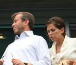 Roman Abramovich et  Daria Zhukova assistent au match Chelsea-Hull City le 15 Août 2009  