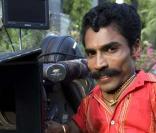 Ajay Kumar est un acteur indien, l'acteur le plus petit du monde. Il mesure 76 cms !