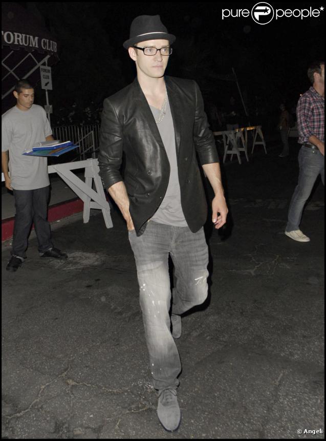 Justin Timberlake assistant au concert des Kings of Leon le 22 août 2009 à Los Angeles