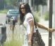 Ciara : Ton jean est trop petit... on voit tout ! Oups !