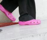 Roselyne Bachelot et ses Crocs