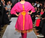 Exemple de blouse imaginée par Agatha Ruiz de la Prada 