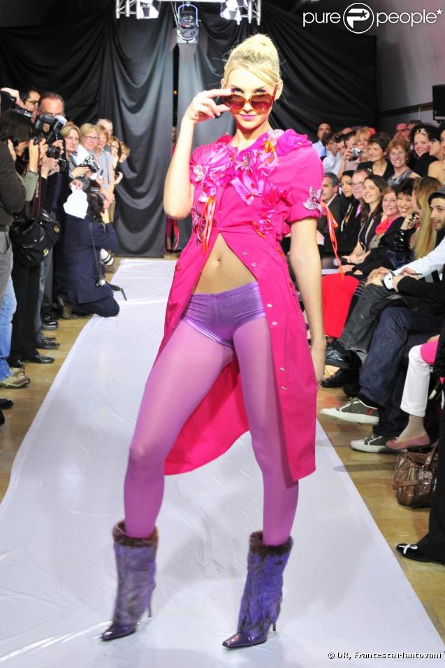 Exemple de blouse imaginée par Christophe Guillarmé 