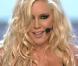 Quand Heidi Montag s'arrache en live... en playback et avec une choré horrible ! Regardez !