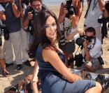La superbe Maria Grazia Cucinotta est arrivée à Venise pour la Mostra qui se tiendra du 2 au 12 septembre... et c'est très beau !
