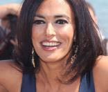 La superbe Maria Grazia Cucinotta est arrivée à Venise pour la Mostra qui se tiendra du 2 au 12 septembre... et c'est très beau !
