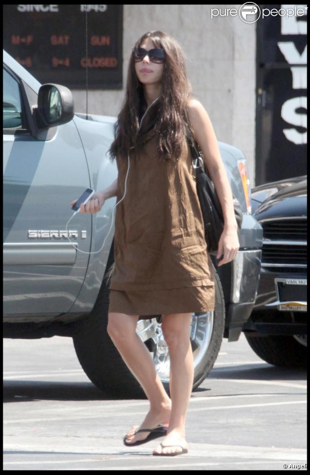 Oksana Grigorieva fait son supermarché à Los Angeles le 4 septembre 2009