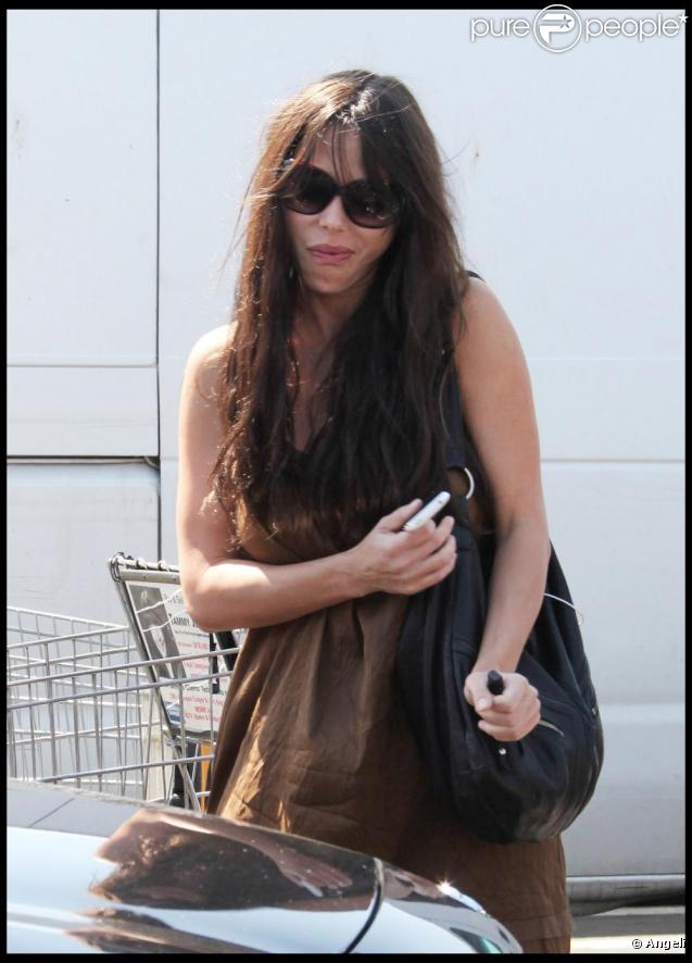 Oksana Grigorieva fait son supermarché à Los Angeles le 4 septembre 2009