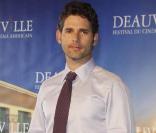 Le charismatique Eric Bana, à l'occasion de la présentation de  Hors du temps , lors du 35e Festival de Deauville, le 5 septembre 2009 !