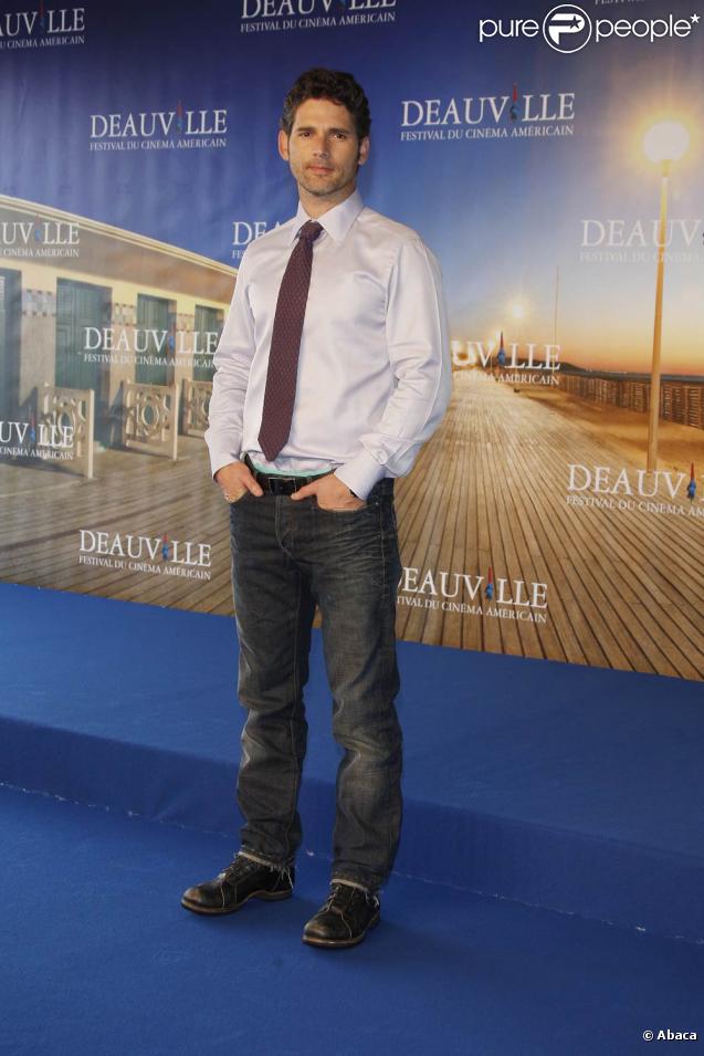 Le charismatique Eric Bana, à l'occasion de la présentation de  Hors du temps , lors du 35e Festival de Deauville, le 5 septembre 2009 !
