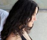 Salma Hayek à la sortie du Château Marmont à Los Angeles le 09/09/09 avec une nouvelle ligne !