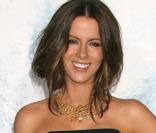 Kate Beckinsale est magnifique, à l'occasion de l'avant-première de  Whiteout , au Mann's Chinese Theatre d'Hollywood, le 9 septembre 2009.